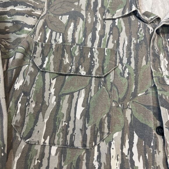 Vintage Cabela’s Chamois Button Shirt Men's Medium Long Sleeve Realtree Camo USA - Picture 2 of 9